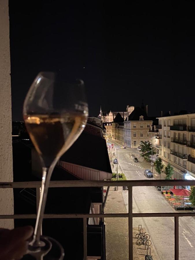 Chic B&B + Balcony - Hyper Center แร็งส์ ภายนอก รูปภาพ