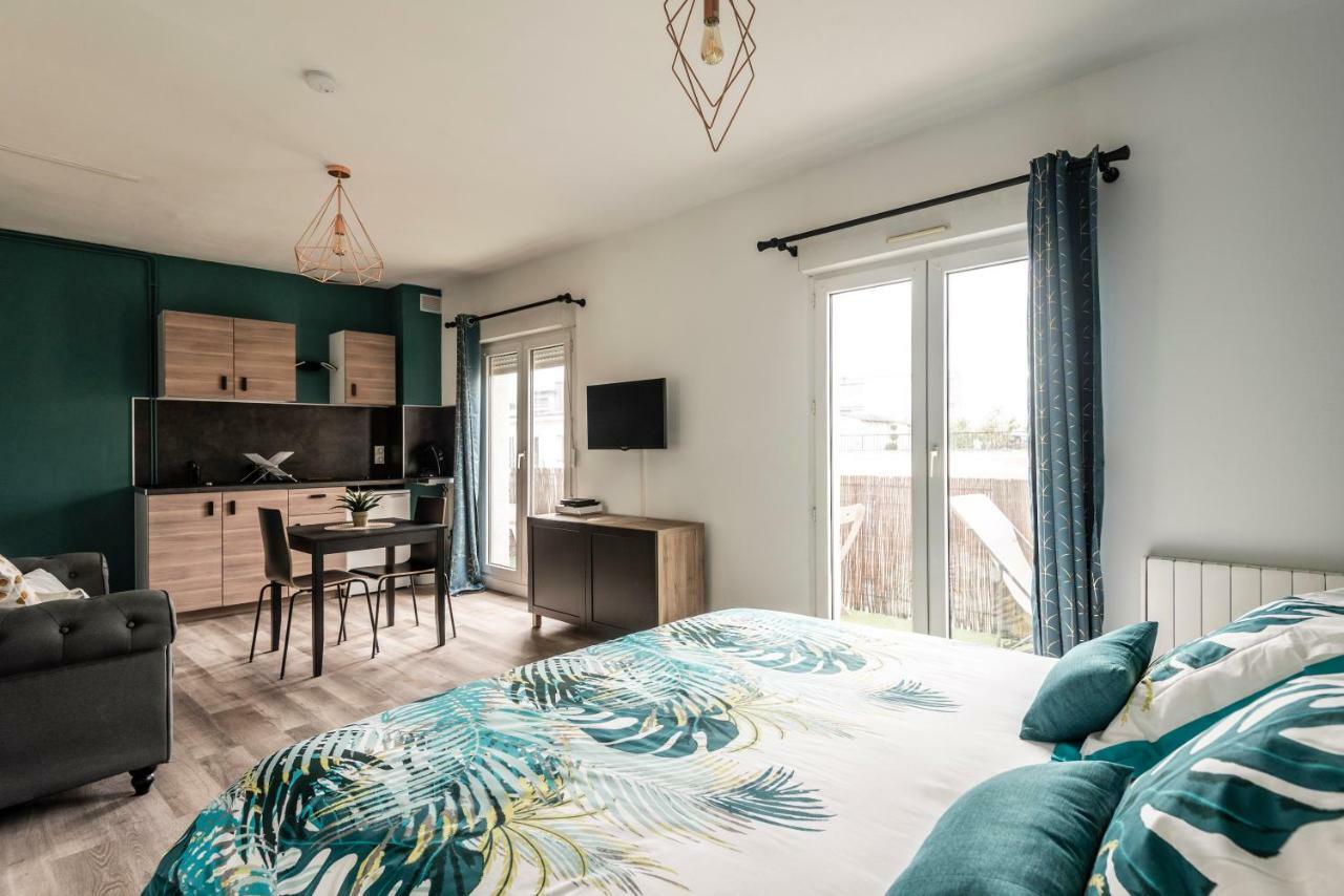 Chic B&B + Balcony - Hyper Center แร็งส์ ภายนอก รูปภาพ