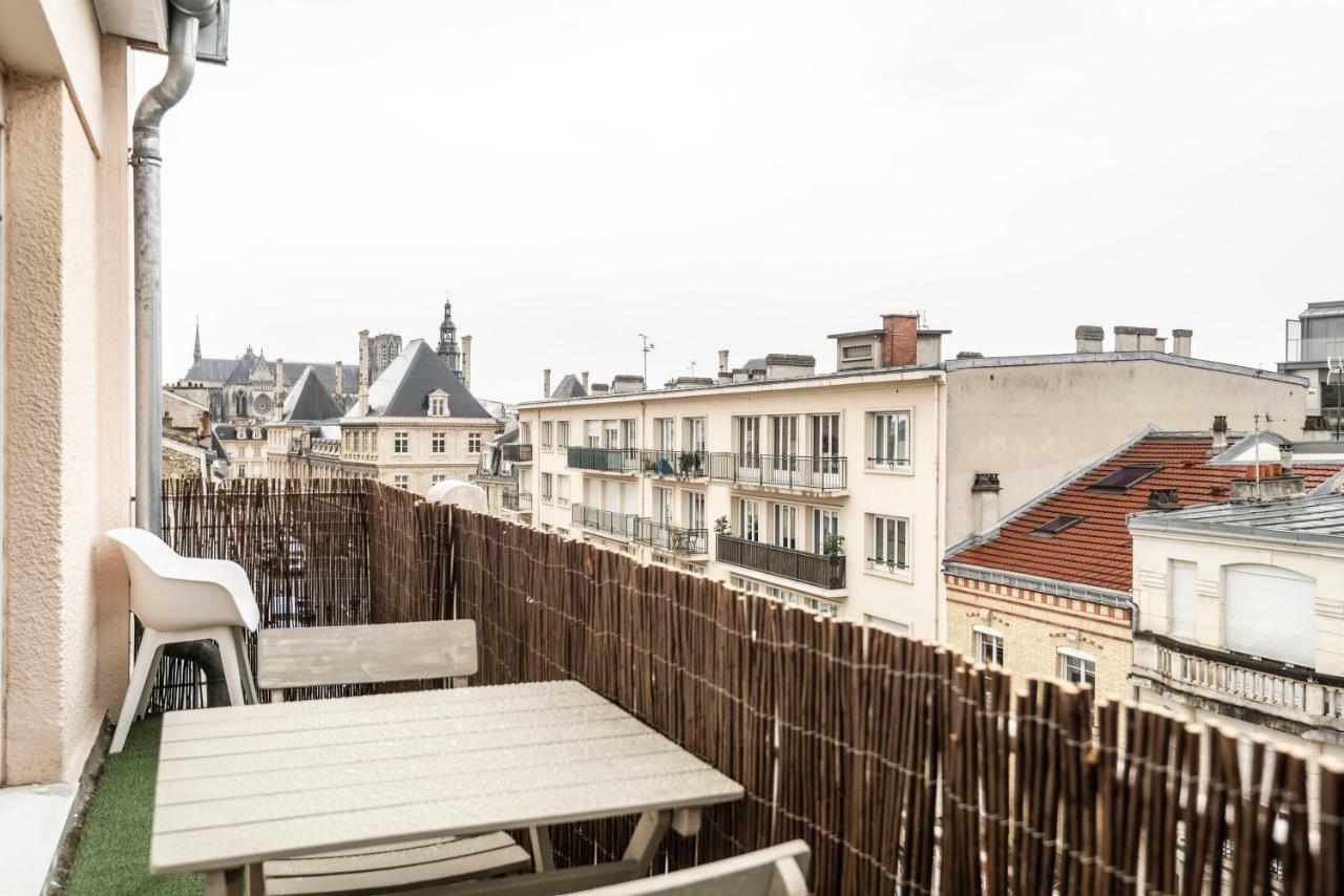 Chic B&B + Balcony - Hyper Center แร็งส์ ภายนอก รูปภาพ